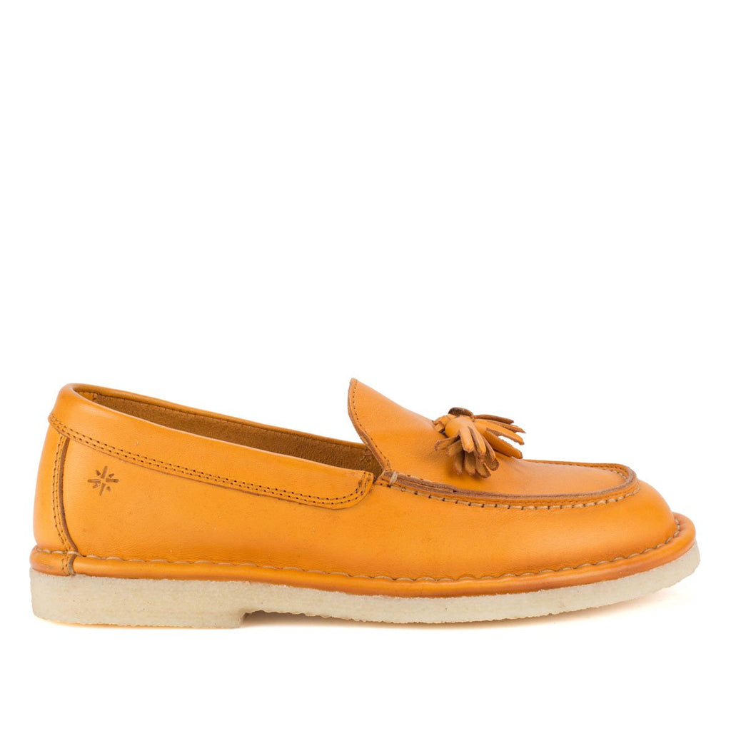HAND 08 W – Crepe loafers