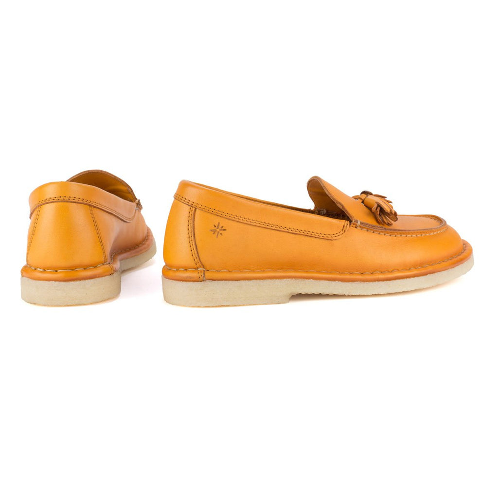 HAND 08 W – Crepe loafers