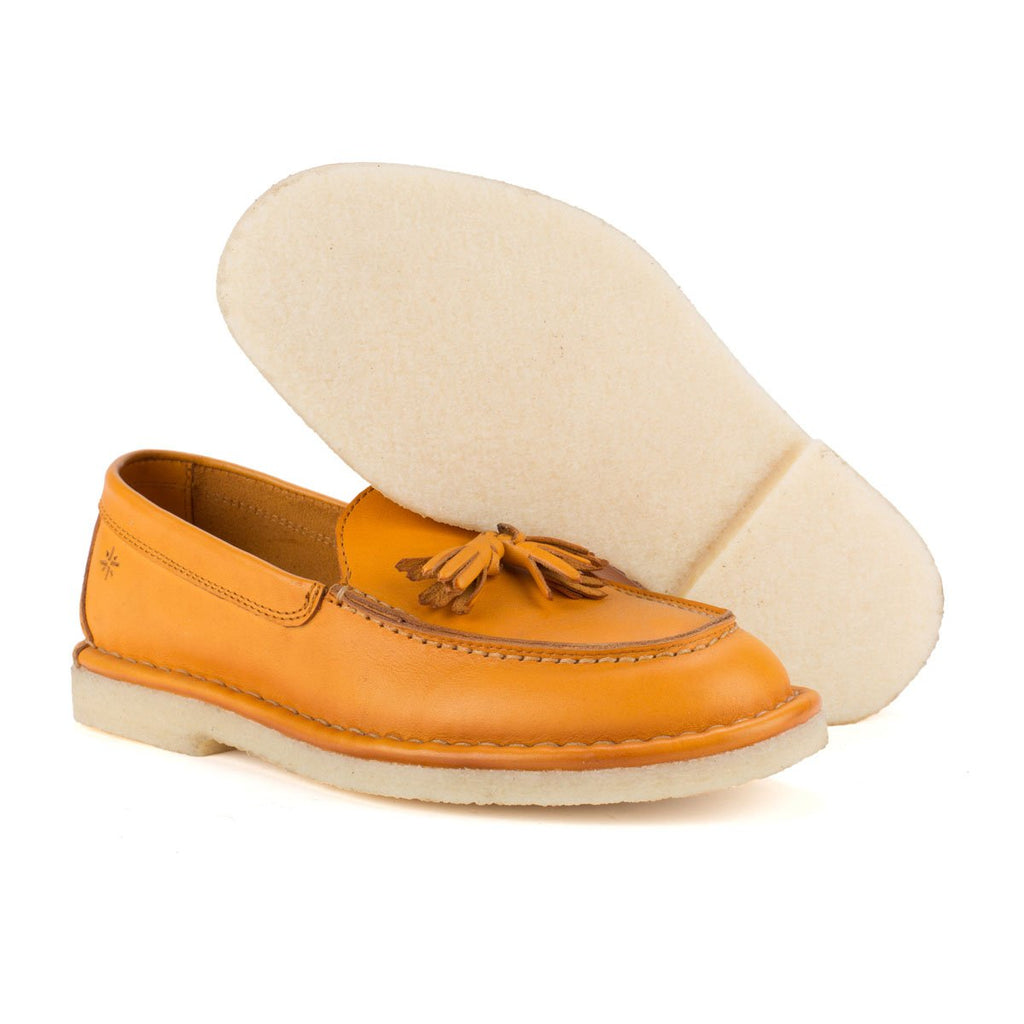 HAND 08 W – Crepe loafers