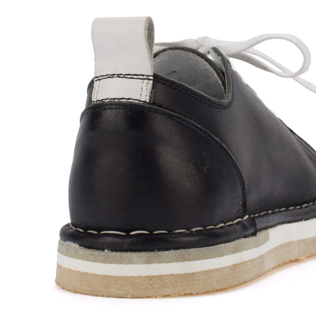 HAND 02 W – Sneakers