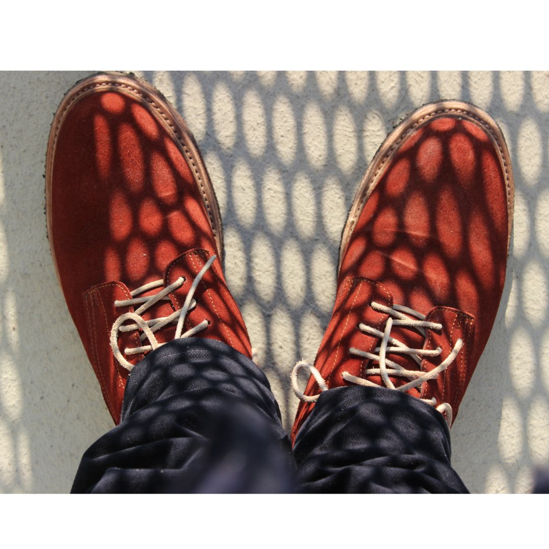 BENJAMIN – Rusty boots