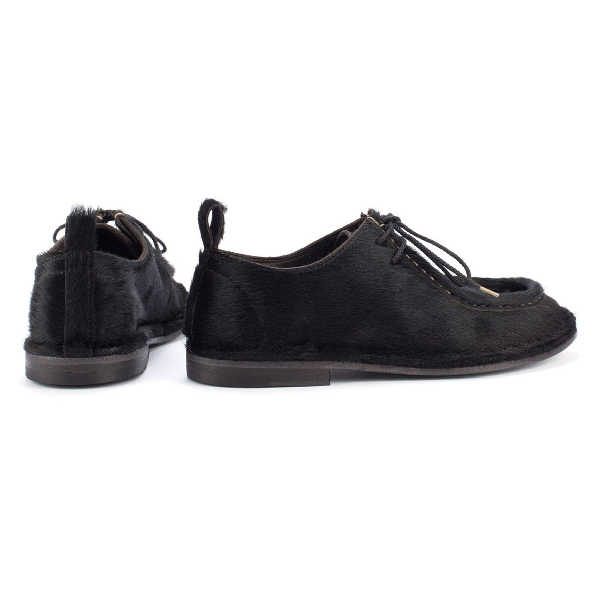 HAND 09 – Black Pony