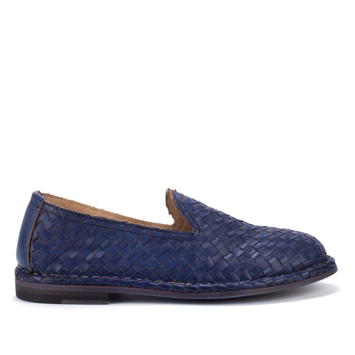 HAND 06 – Woven slippers