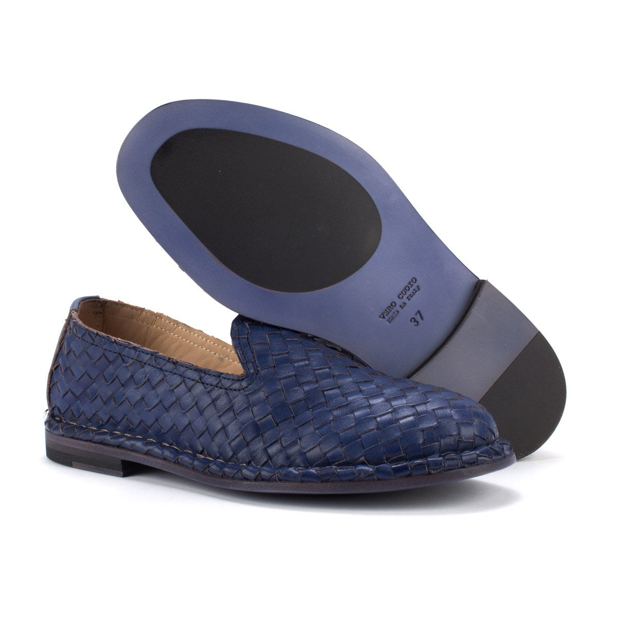 HAND 06 – Woven slippers