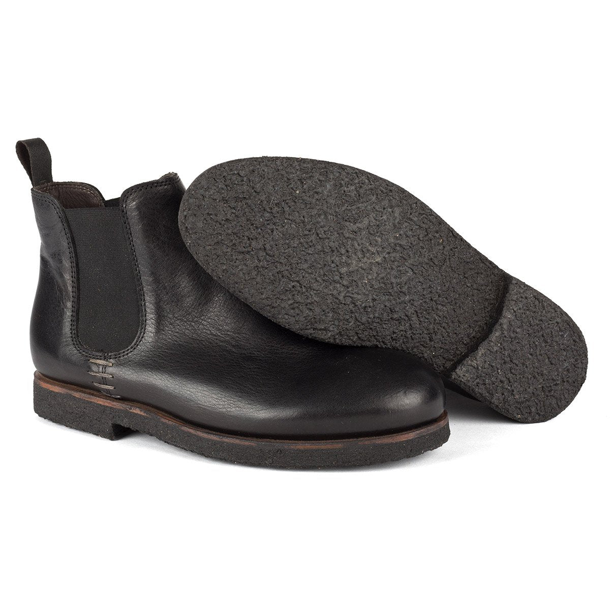 DRESS 04 – Chelsea Boots