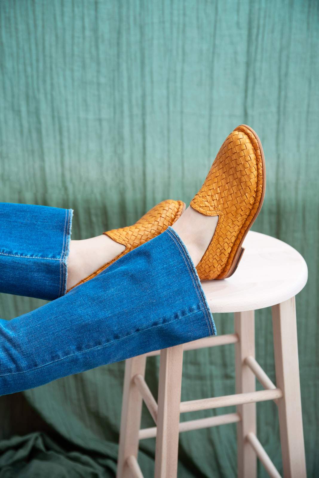 HAND 06 – Woven slippers