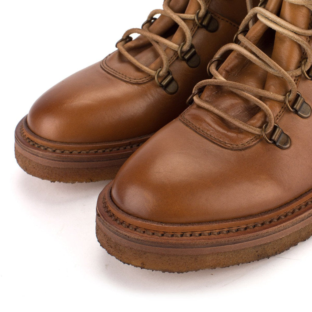 COLLEGE25 ANKLE BOOTS – Tan