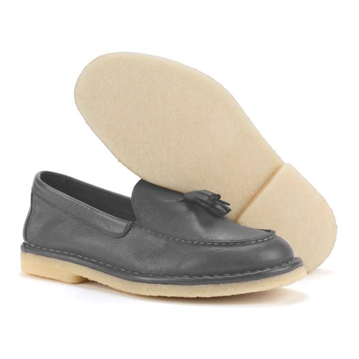 HAND 08 W – Crepe loafers