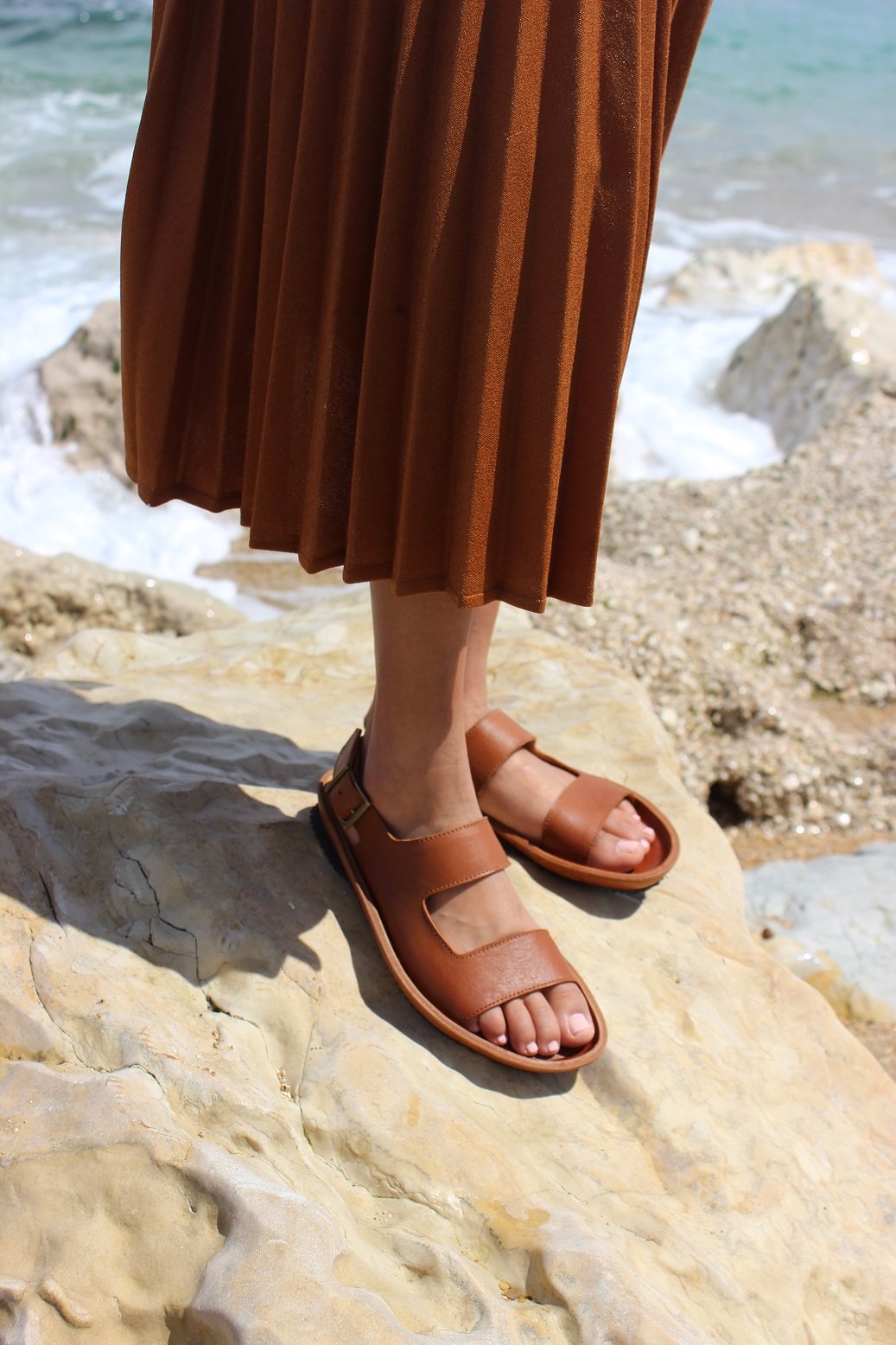 OP-N02 – Leather sandals