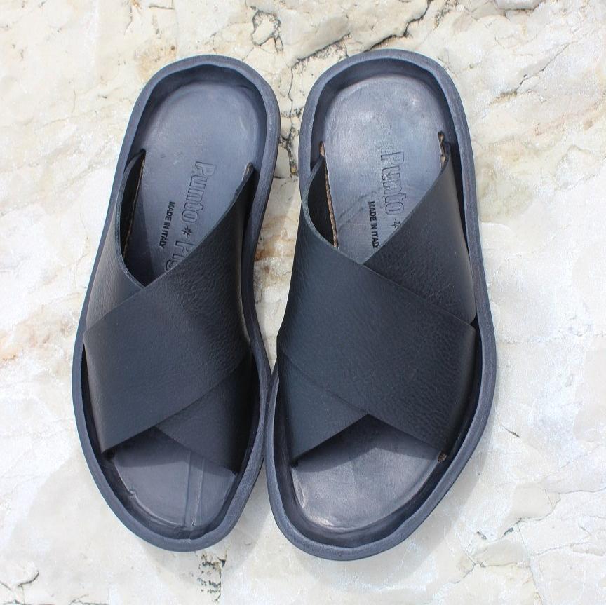 OP-N07 W – Leather sandals