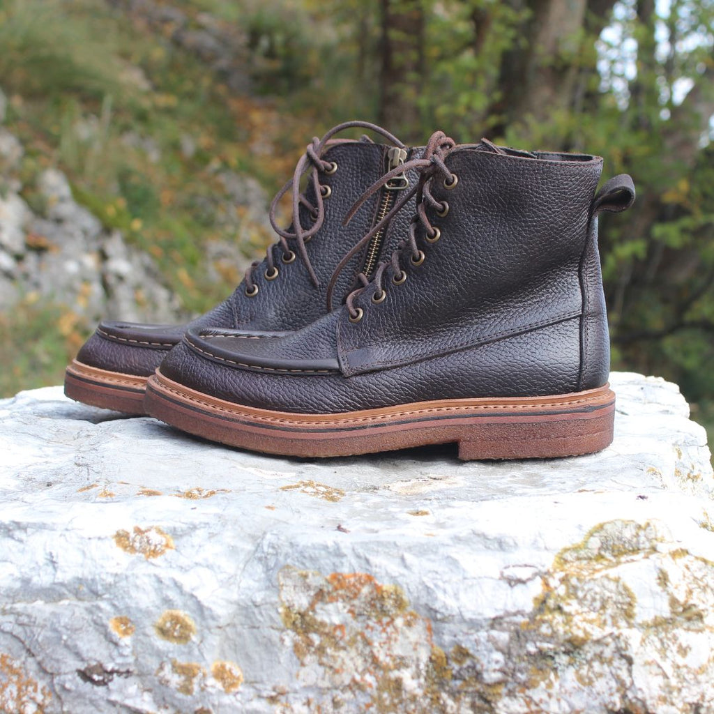 COLLEGE 7 HOLES BOOT